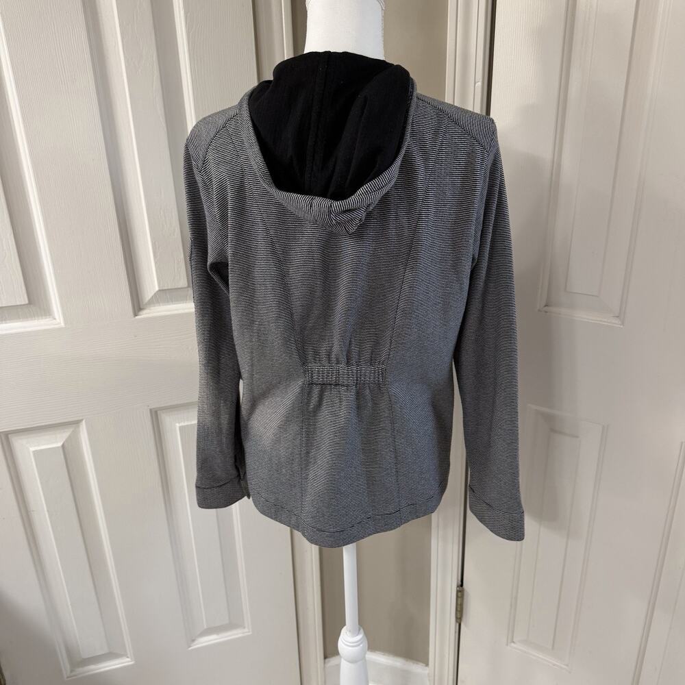 Soma Jacket - Picture 4 of 8